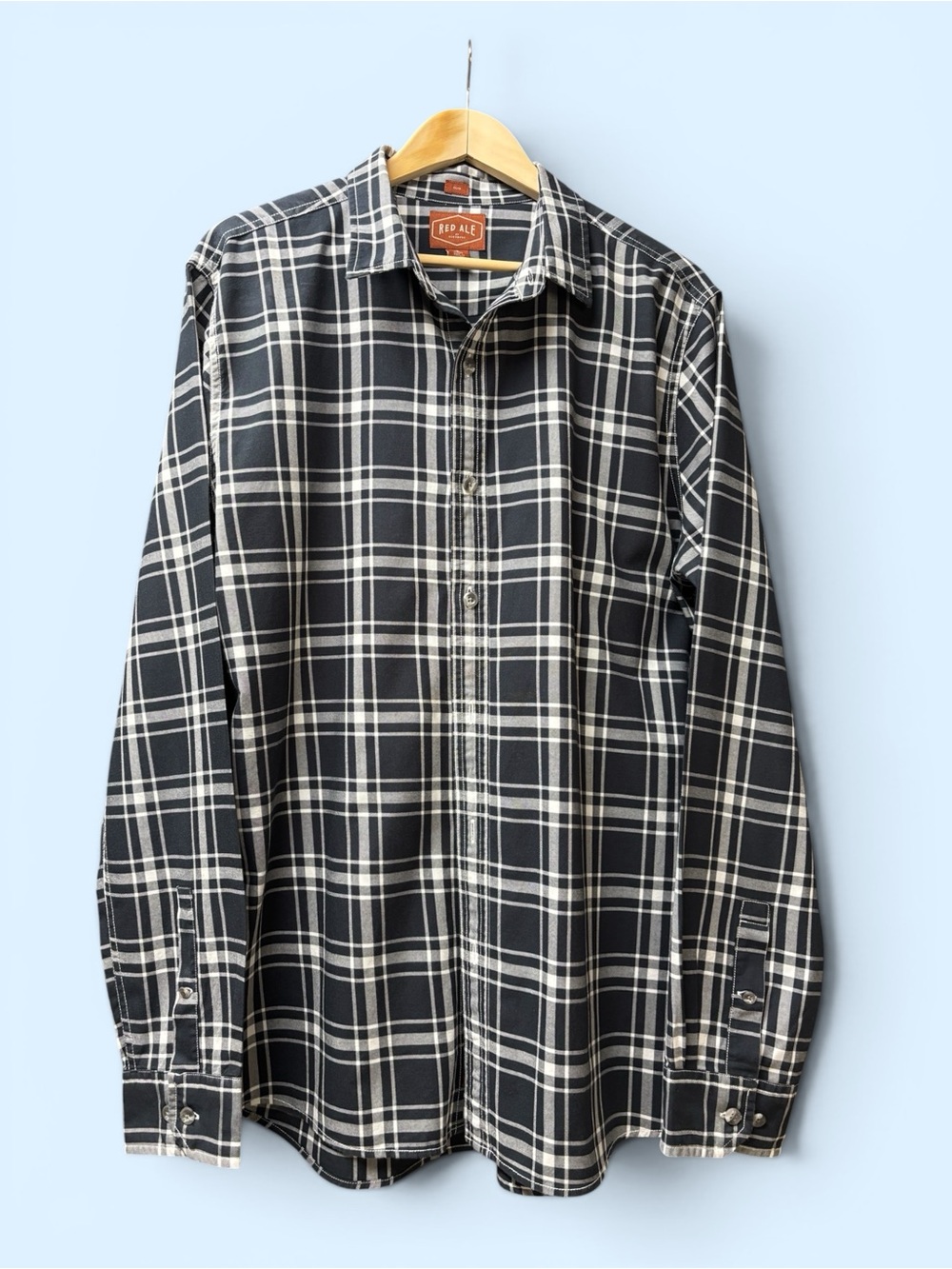 Red Ale Men's Black & White Plaid Button-Down Shirt